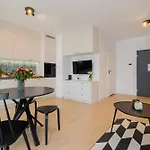 Shortstaypoland Szwedzka