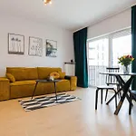 Shortstaypoland Szwedzka