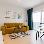 Shortstaypoland Szwedzka